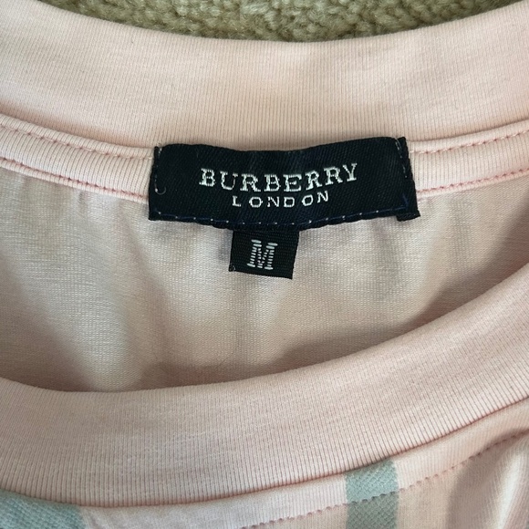 Burberry Pink and Grey T-Shirt with Crew Neck in Size M - Picture 3 of 3